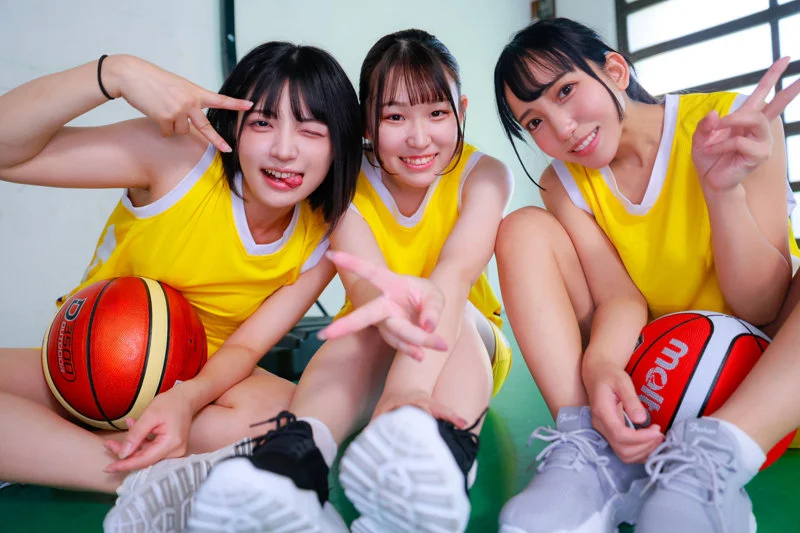 ゆみ＆おと＆まこ 無料サンプル画像(2) 【素人の無料エロ動画紹介サイト「シロエロ」】