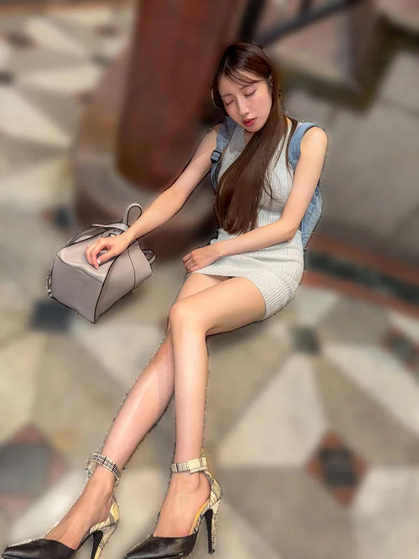 あかね 無料サンプル画像(1) 【素人の無料エロ動画紹介サイト「シロエロ」】