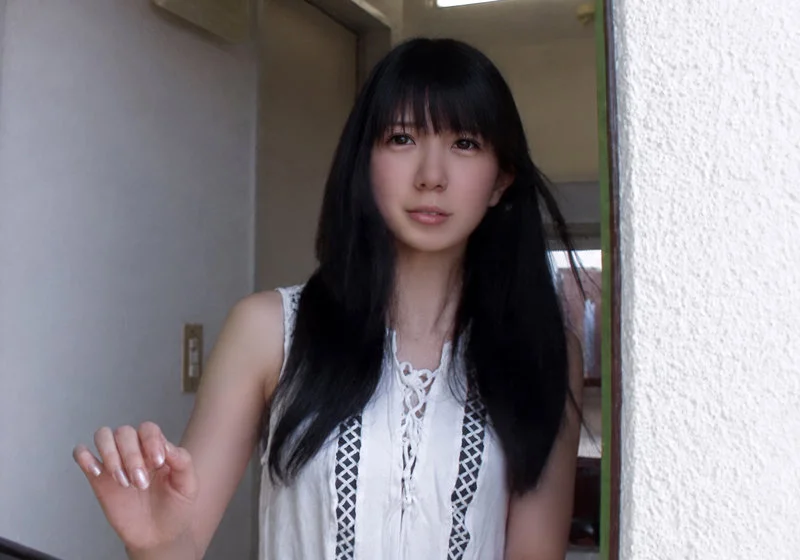レイナ 無料サンプル画像(1) 【素人の無料エロ動画紹介サイト「シロエロ」】
